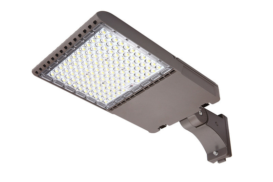 Obscurcissement des lumières réglables de boîte de chaussure du bâti LED d'ajustement de glissement de lumière de parking de 200W LED